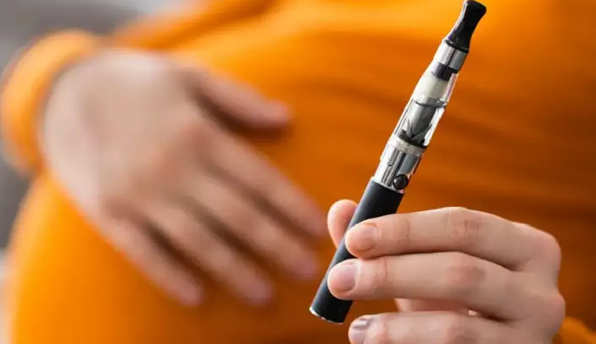 Risk of miscarriage in electronic cigarette: Mint and menthol flavored more dangerous