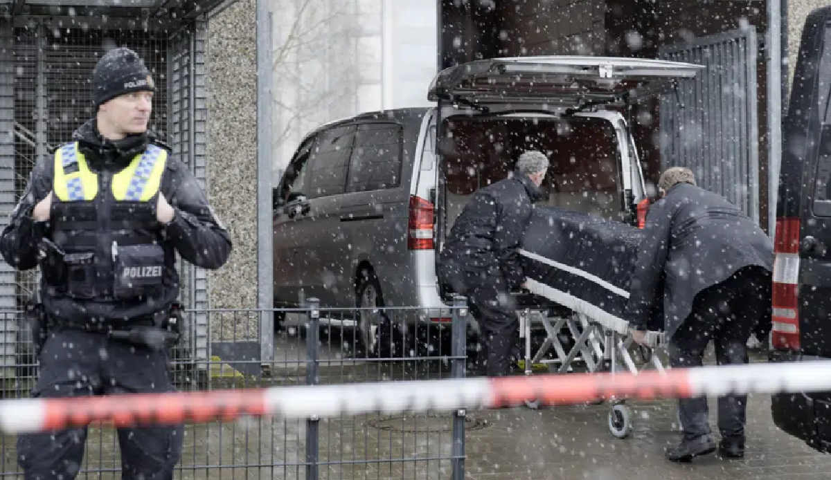 Attack on Jehovah&#039;s Witnesses church: 8 dead