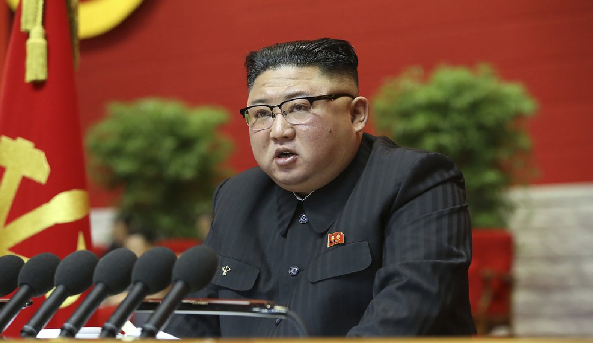 North Korean leader orders launch of country&#039;s 1st military spy satellite