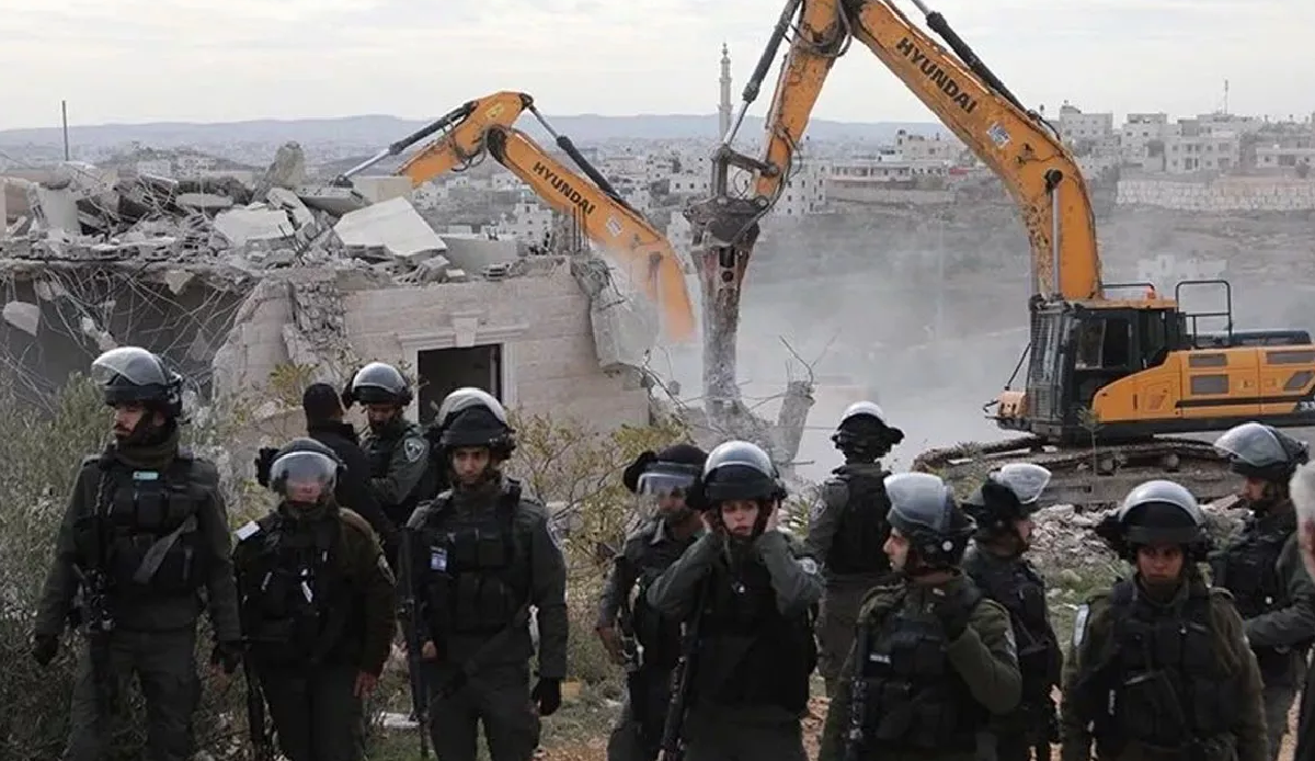 Israel blows up Palestinian family's house