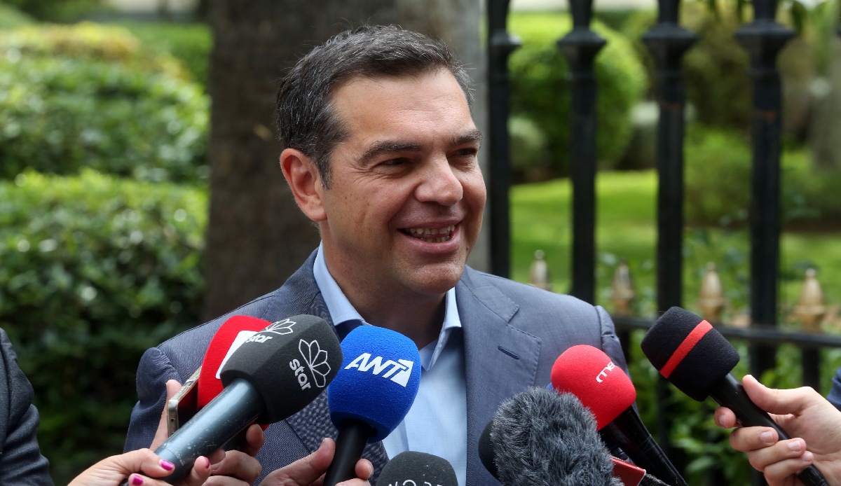 Greece&#039;s main opposition leader Tsipras refuses to form government