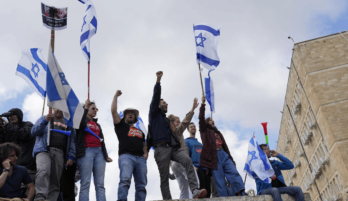 Israelis remember Arabs in judicial reform protests