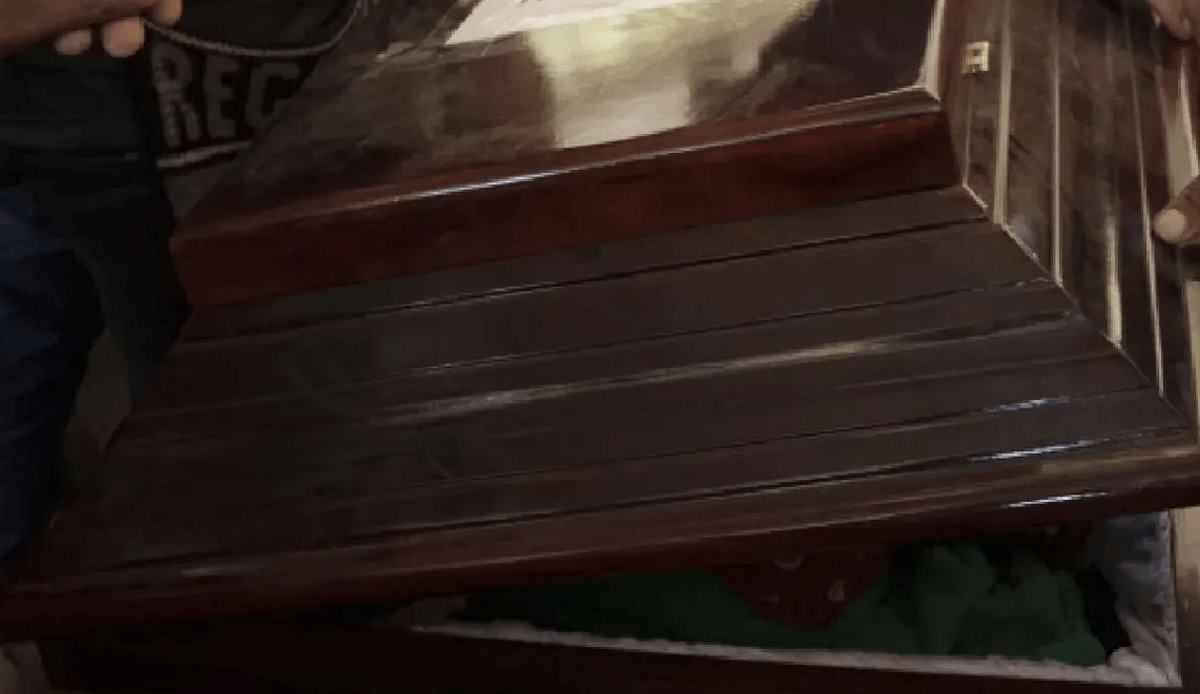Woman thought dead resurrected in coffin