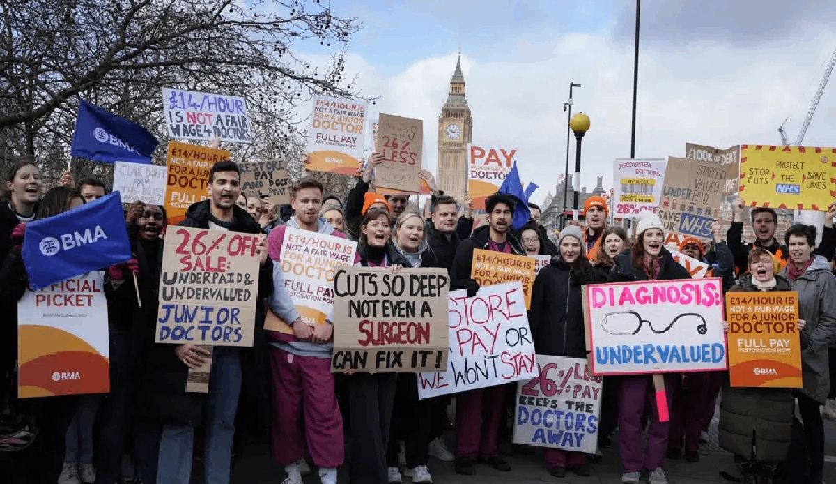 British doctors prepare for 5-day strike