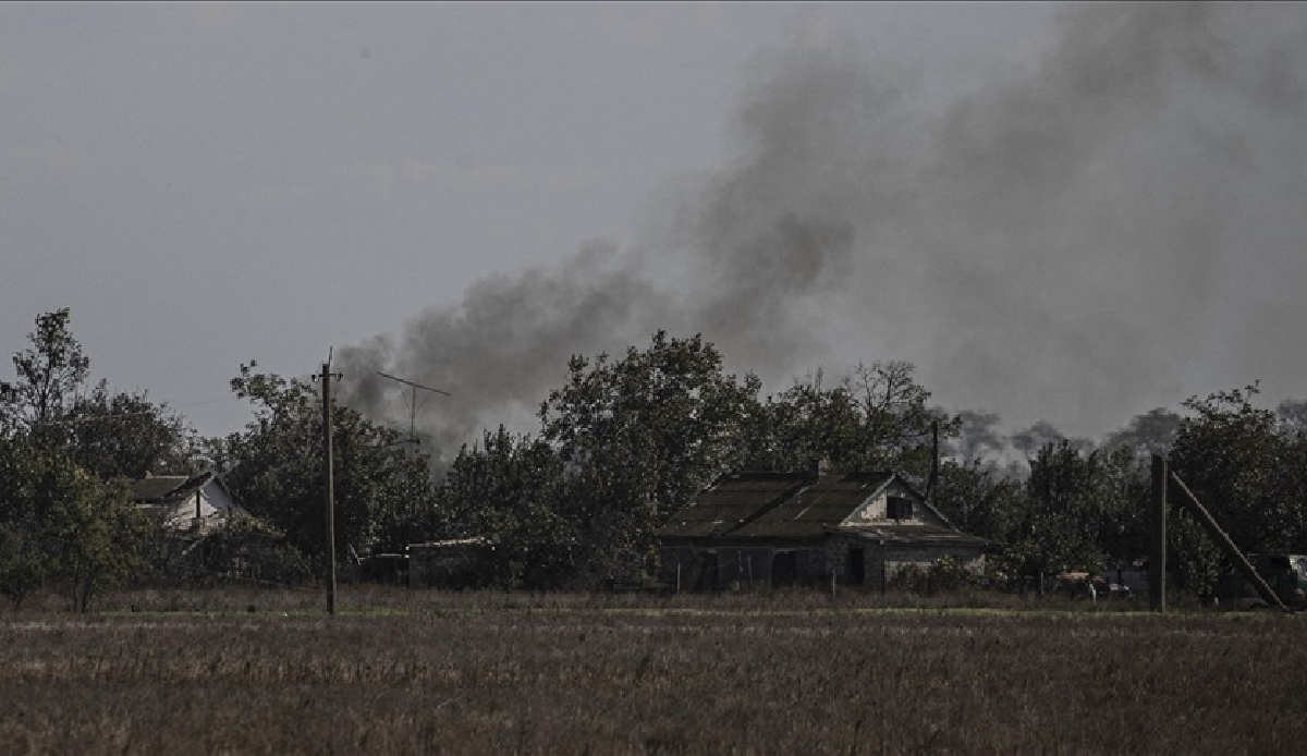 Russia intensifies air strikes across Ukraine