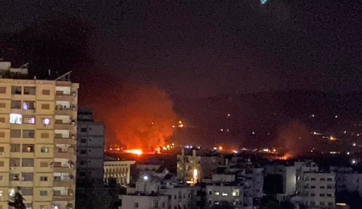 Israel launches airstrikes around Damascus