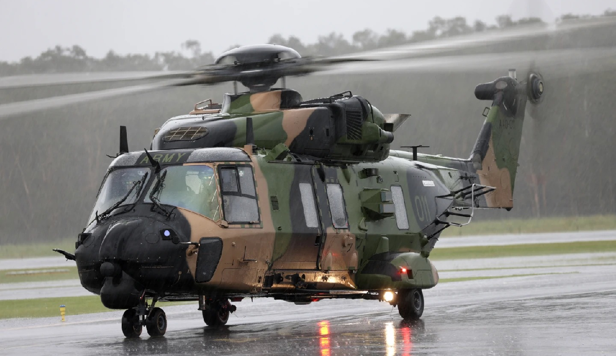 Australia and US exercise &#039;Talisman Sabre&#039; halted after helicopter crash