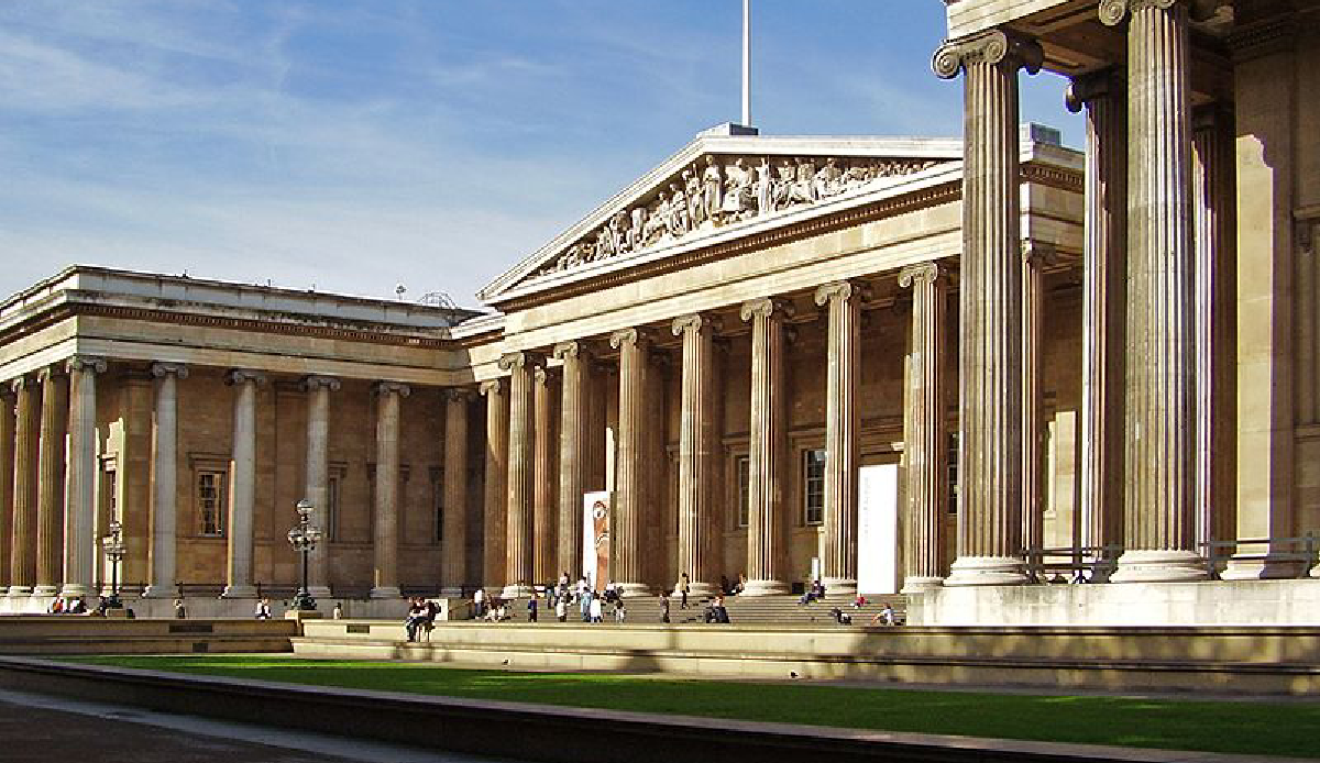 British Museum Director resigns after theft allegations