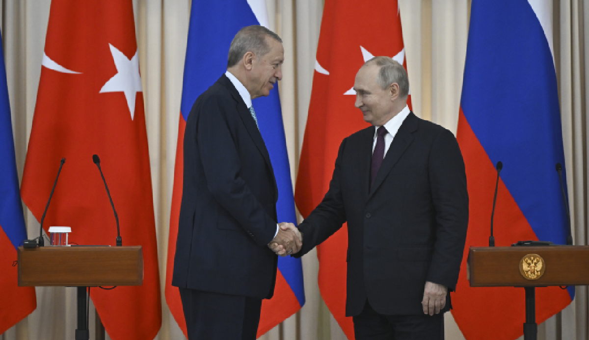 Erdogan meets with Putin to discuss grain deal in Russia’s Sochi
