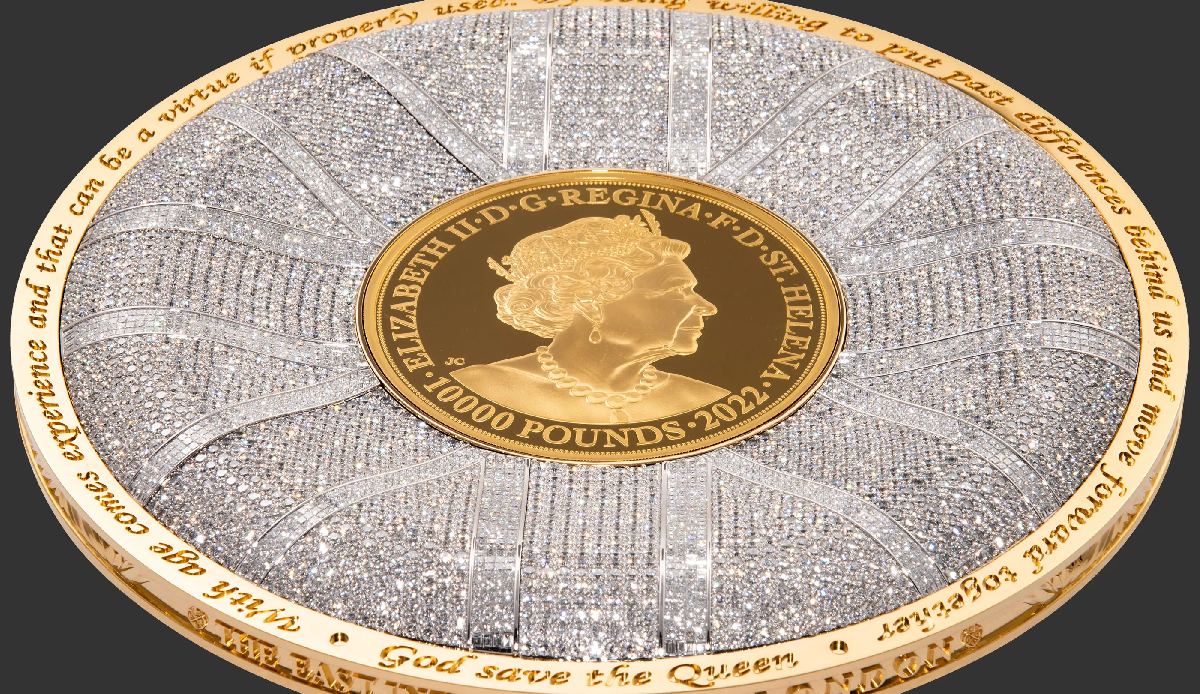 23 million dollar giant coin designed for Queen Elizabeth II