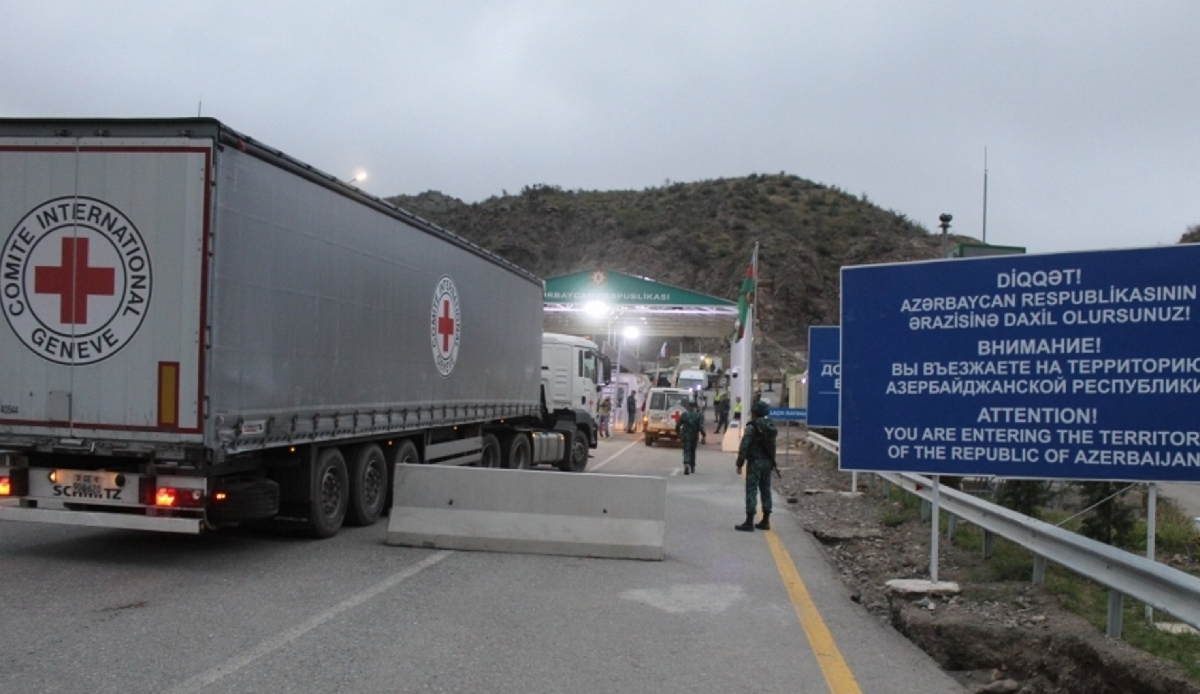 Transit of humanitarian aid trucks to Karabakh starts: Azerbaijani official