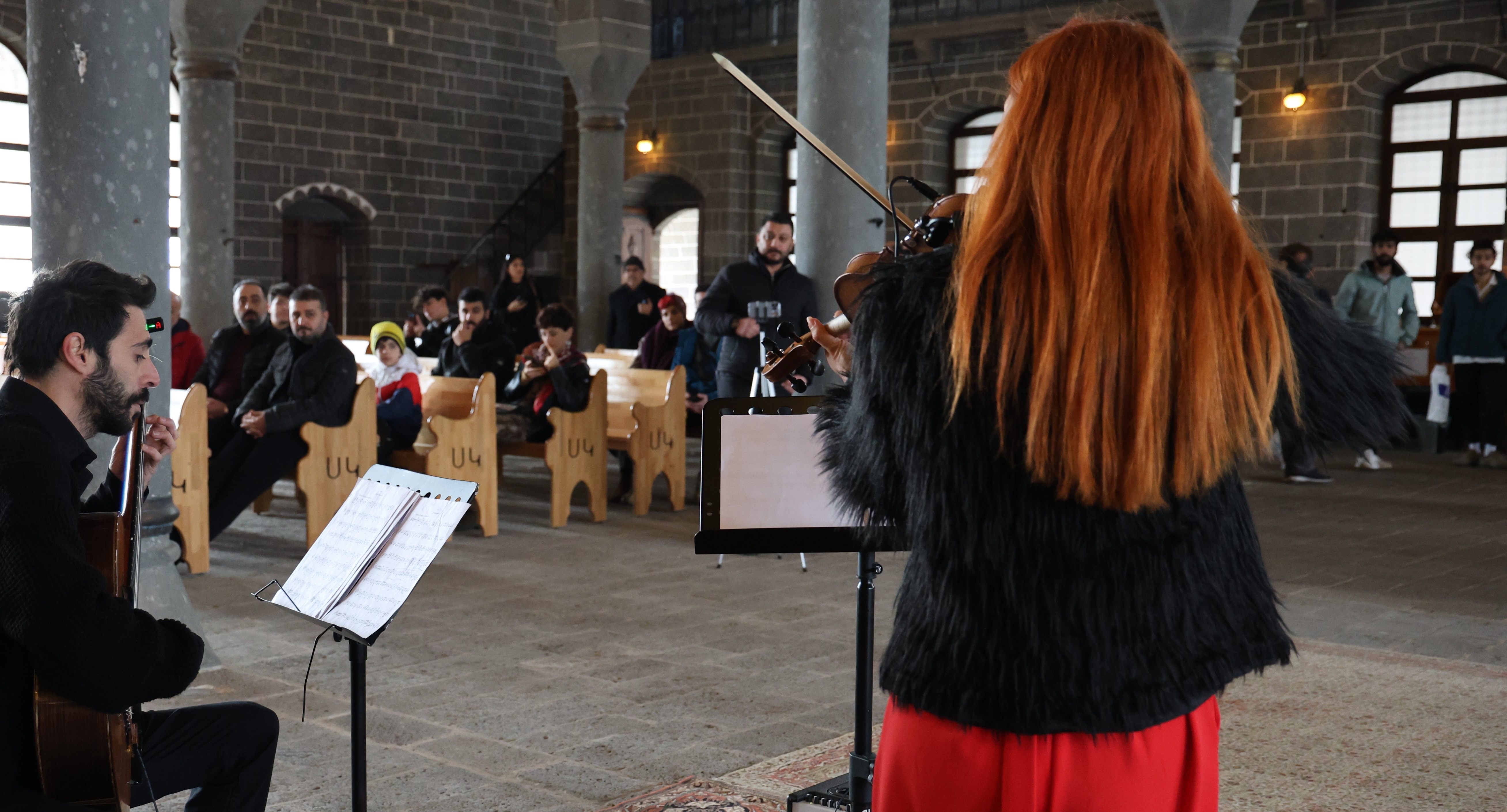 Classical concert at historic Armenian church in Türkiye attracts visitors