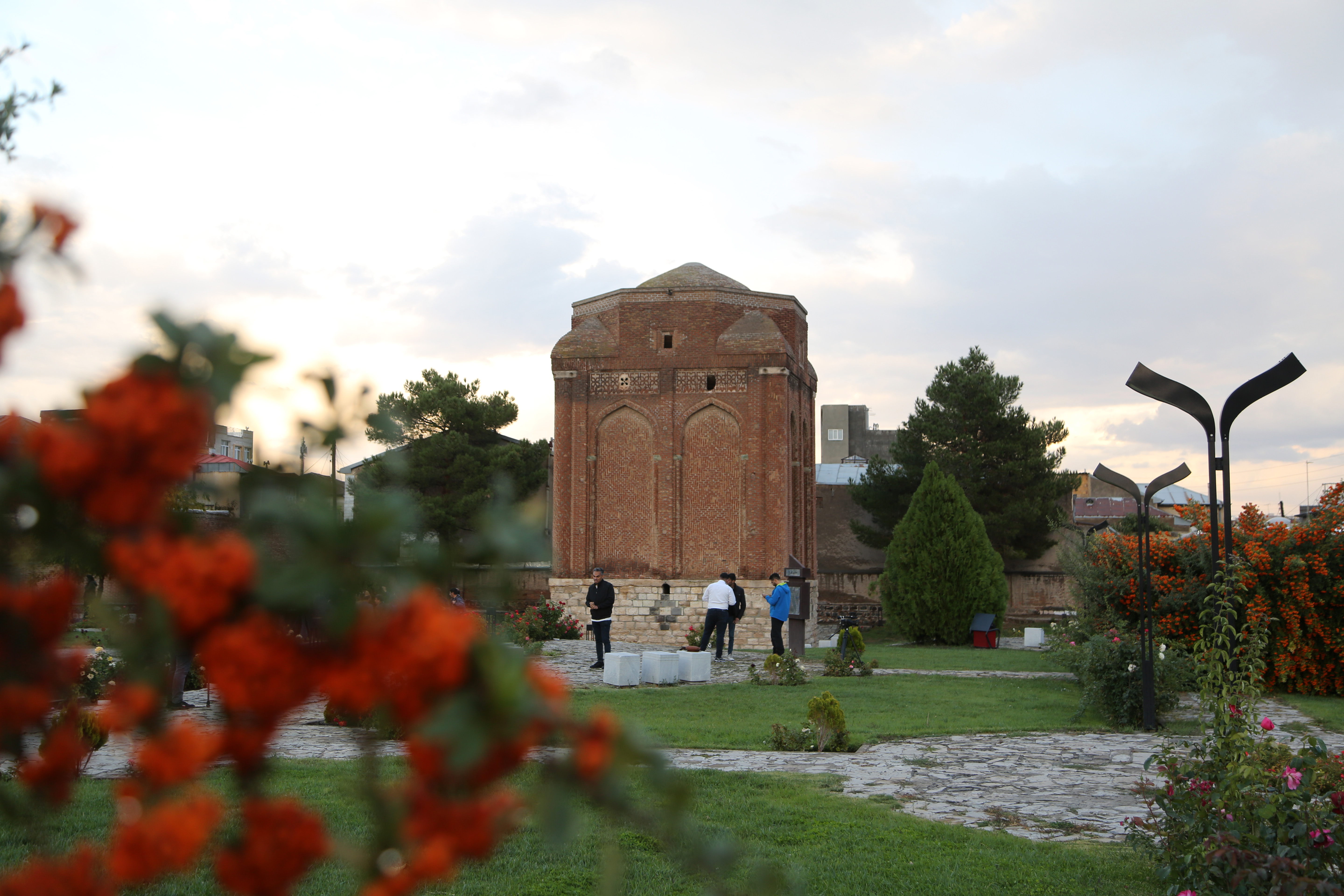 Seljuk splendor: Timeless legacy of Iran&#039;s Red Dome