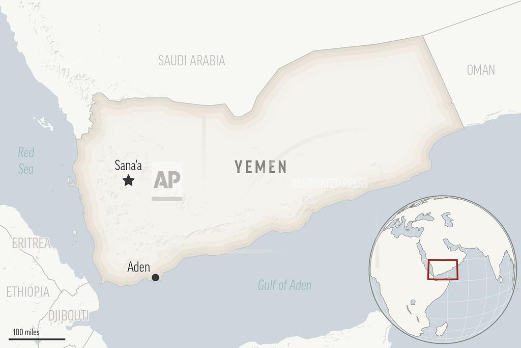 Houthi rebels suspected in Bab el-Mandeb missile strike