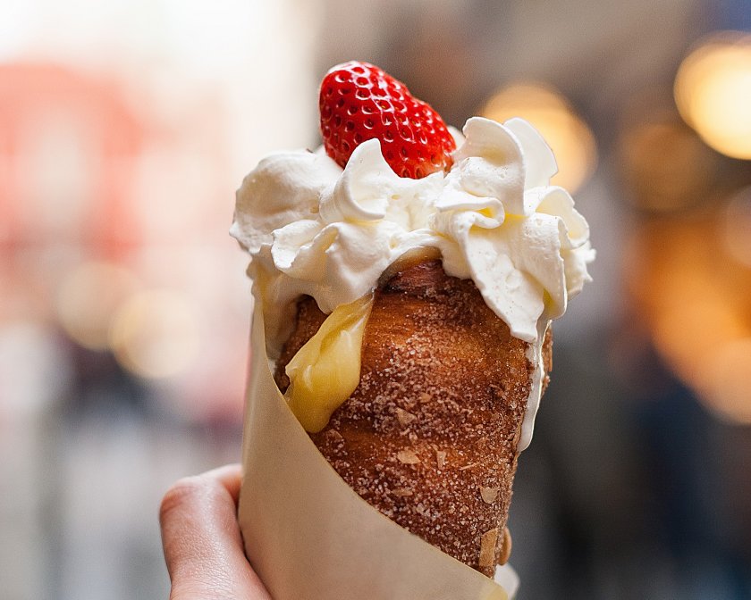 Prague's scrumptious delight: Trdelnik, Kurtoskalacs's aroma enchants local streets