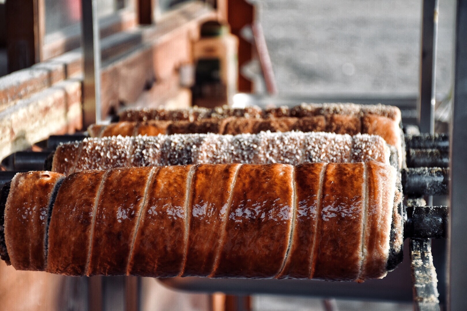 Prague's scrumptious delight: Trdelnik, Kurtoskalacs's aroma enchants local streets