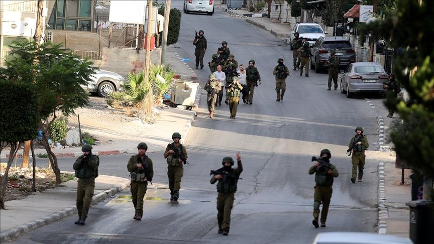 Israel detains 35 more Palestinians in West Bank ops