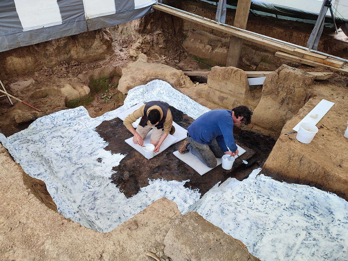 Archeologists unearth well-preserved Roman wooden cellar in Frankfurt