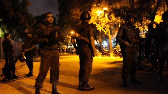 20 dead in Bangladesh restaurant siege