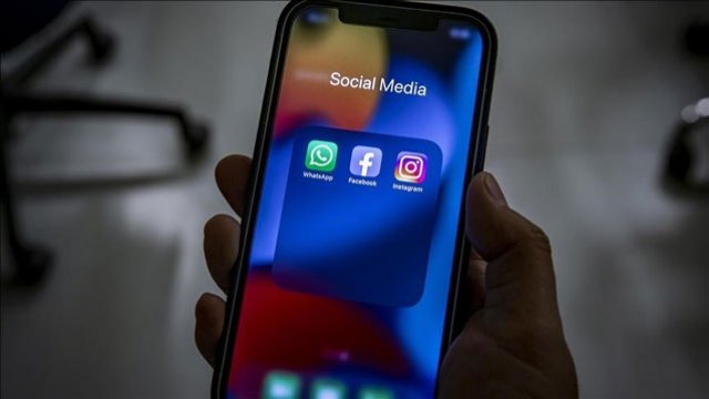 Facebook, Instagram down again for some users